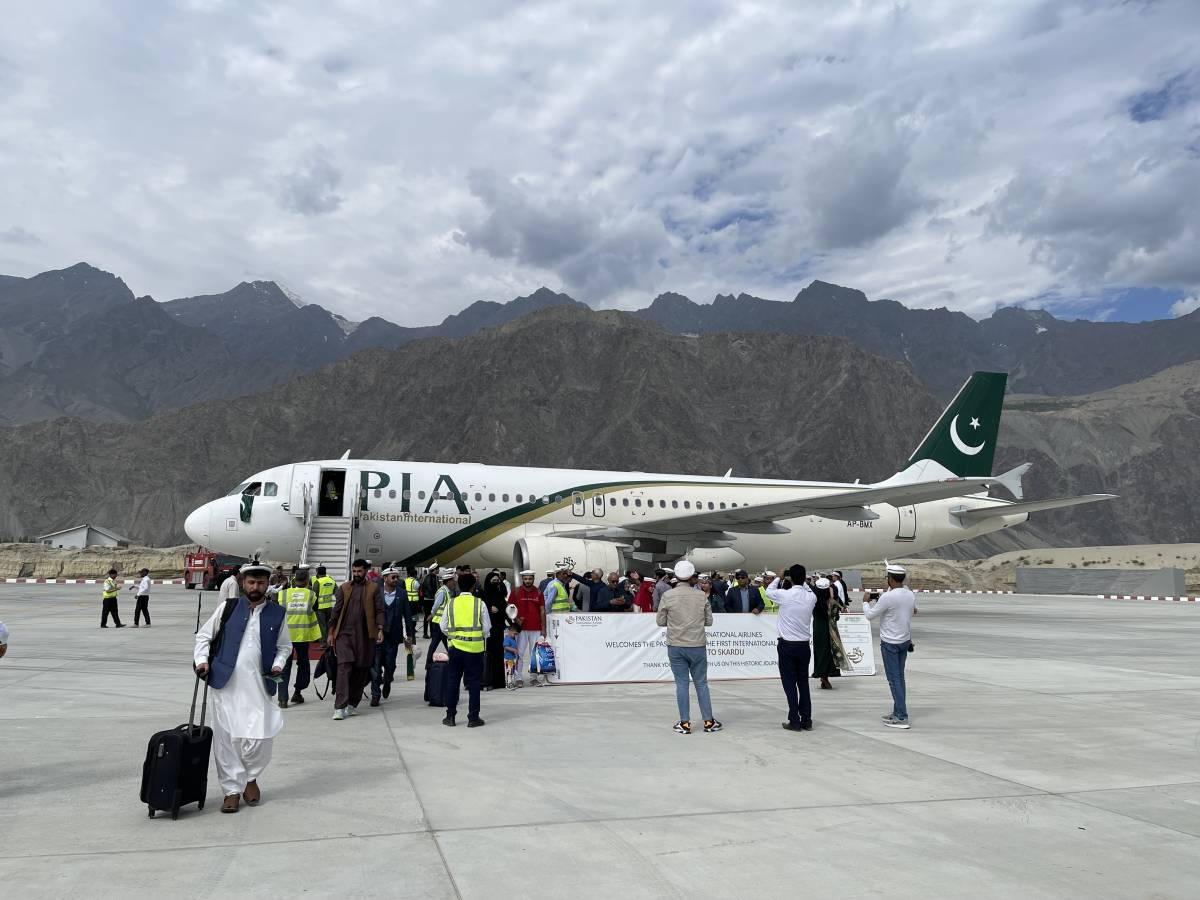 Dubai-Skardu route: PIA announces to resume seasonal flight