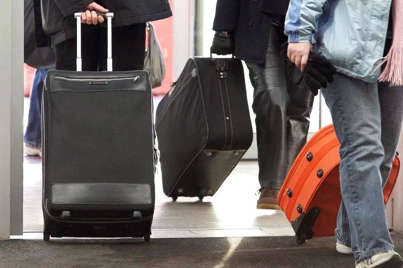 Is hard-shell suitcase safe for travelling by air? Find out more