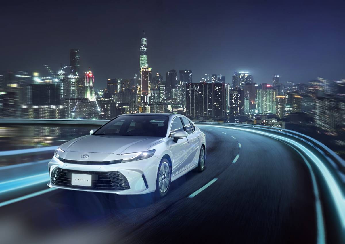 2025 Toyota Camry makes grand entrance in UAE