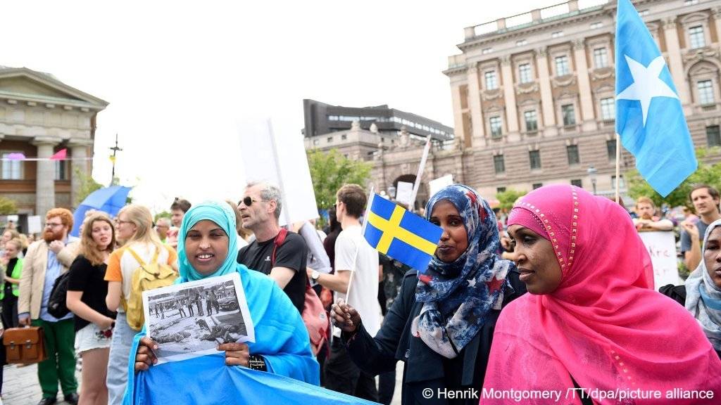 Sweden offers to pay $34,000 to immigrants to leave the country