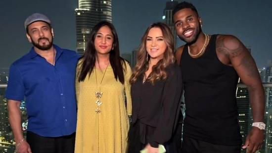 Salman Khan’s Dubai Mall stroll with Jason Derulo 