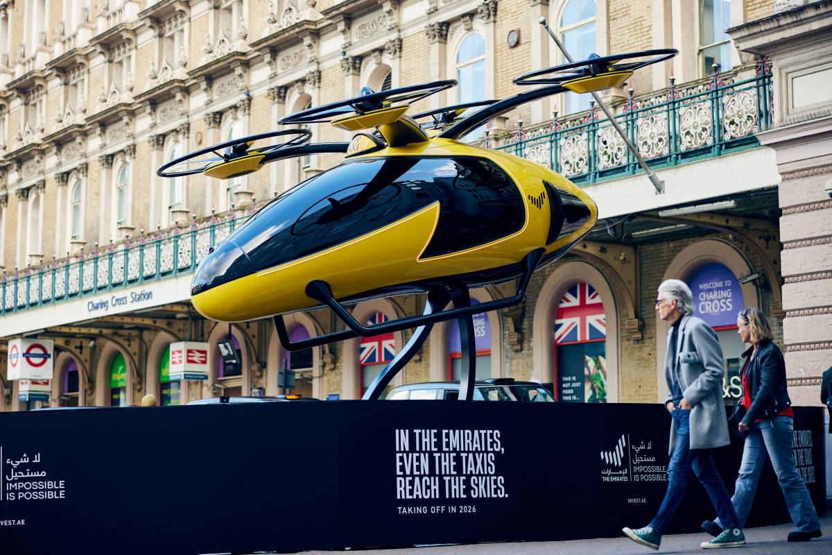 UAE unveils futuristic flying taxi in London (VIDEO)